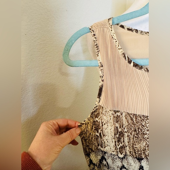 The Clothing Company Black and Cream Snake Print Maxi Dress - Picture 7 of 9